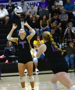 Roundups: Huskies punish Indians, 35-24
